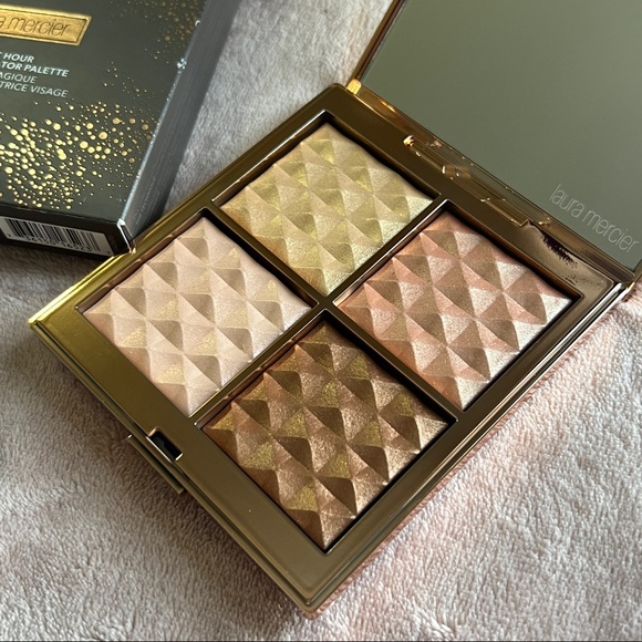 Laura Mercier Magic hour Face highlighter palette - Picture 7 of 8